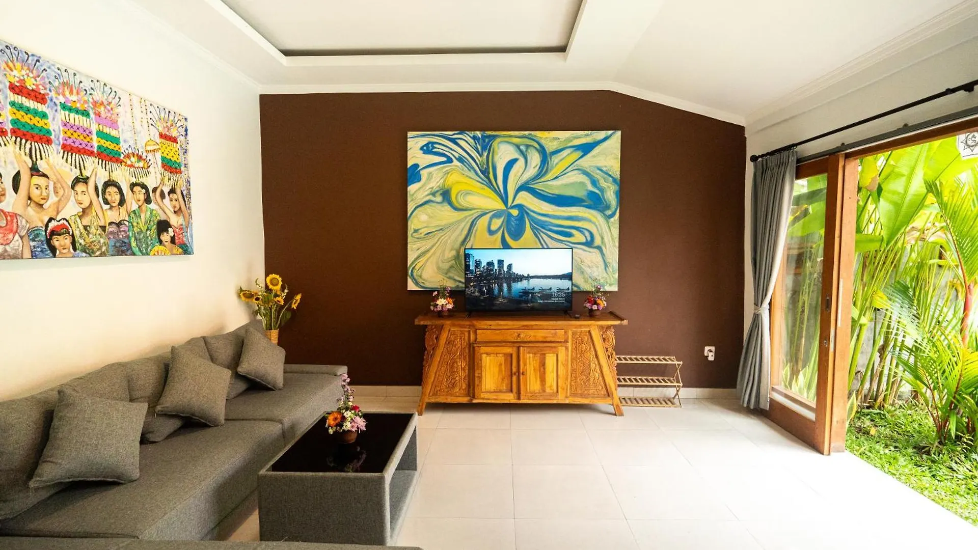 Maha Living Villa Ubud Indonesia